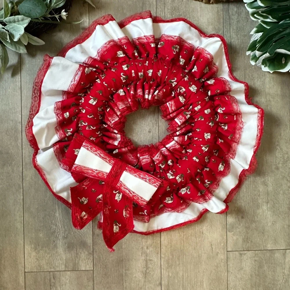 Vintage 1970s Christmas Holiday Wreath Handmade Red White Ruffled Swan Print